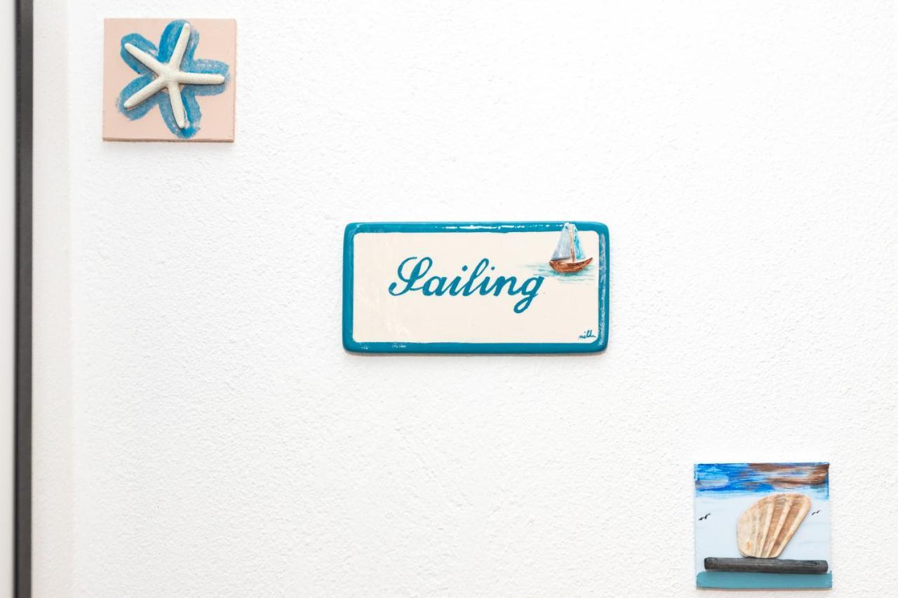 Sailing Apartment Cagliari Bagian luar foto